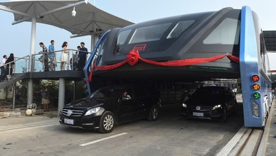 Новый китайский аэроавтобус не зависит от пробок Новый китайский аэроавтобус не зависит от пробок