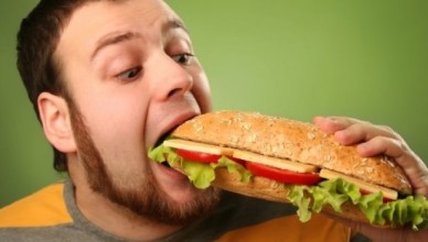 Ученые нашли причину обжорства и вещество управляющее аппетитом Ученые нашли причину обжорства и вещество управляющее аппетитом