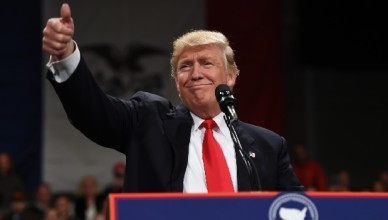 Захарова дает шанс Трампу для налаживания отношений с Россией