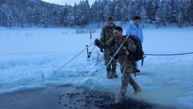 Американские военные замерзли на учениях у границ России
