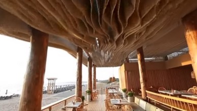 Необычный потолок Греческого ресторана видео покорившее сеть